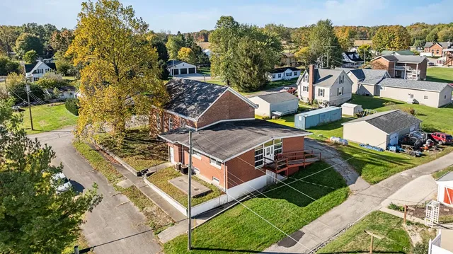 $169,900 | 8402 East County Road 200 South, New Point, IN 47240