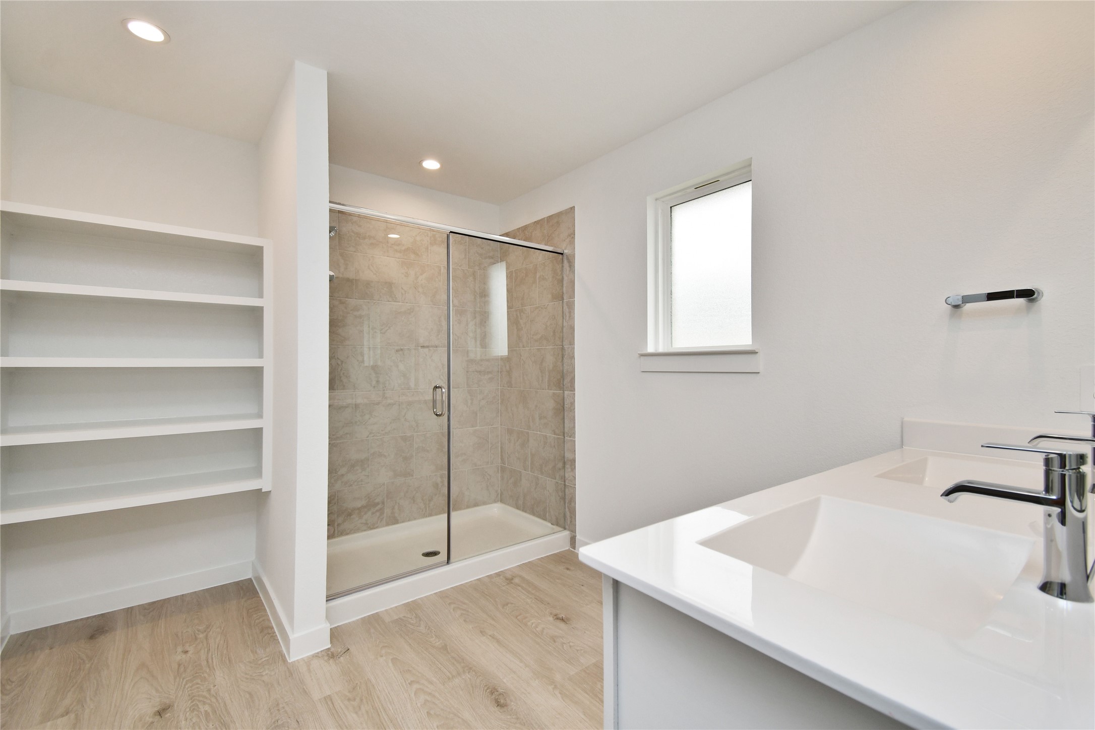 30330 Reagans Rnch Drive Katy, TX 77494 - Photo 27 of 37 Primary bathroom