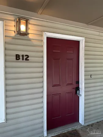 $134,900 | 7171 North 9th Avenue, Unit B12, Pensacola, FL 32504