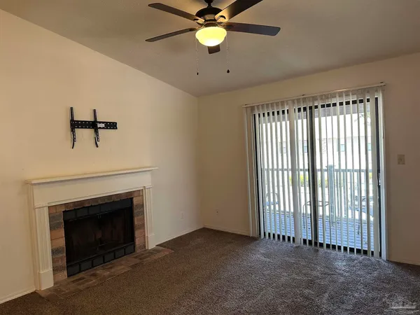 $134,900 | 7171 North 9th Avenue, Unit B12, Pensacola, FL 32504