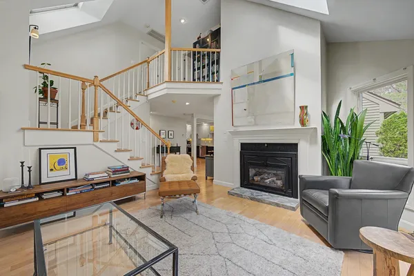 $650,000 | 28 The Seasons, New London, NH 03257