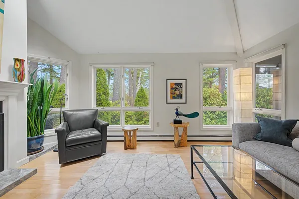 $650,000 | 28 The Seasons, New London, NH 03257