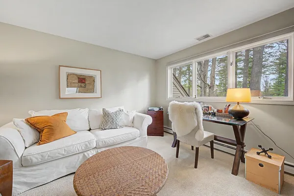 $650,000 | 28 The Seasons, New London, NH 03257