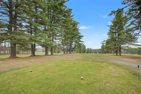 $650,000 | 28 The Seasons, New London, NH 03257