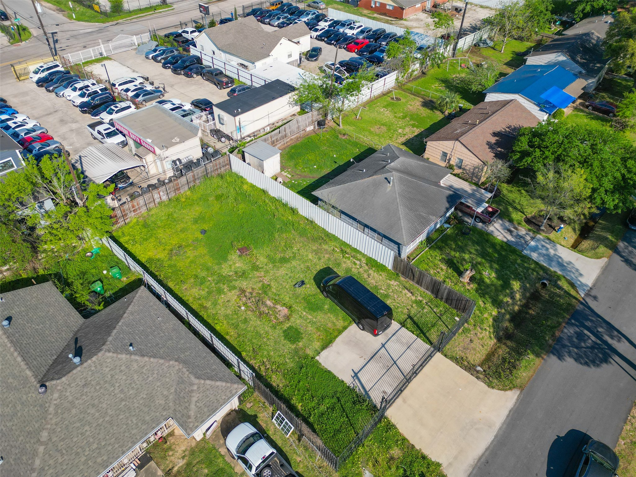3222 Jarvis Street Houston, TX 77063 - Photo 11 of 31 an aerial view of residential houses with outdoor space