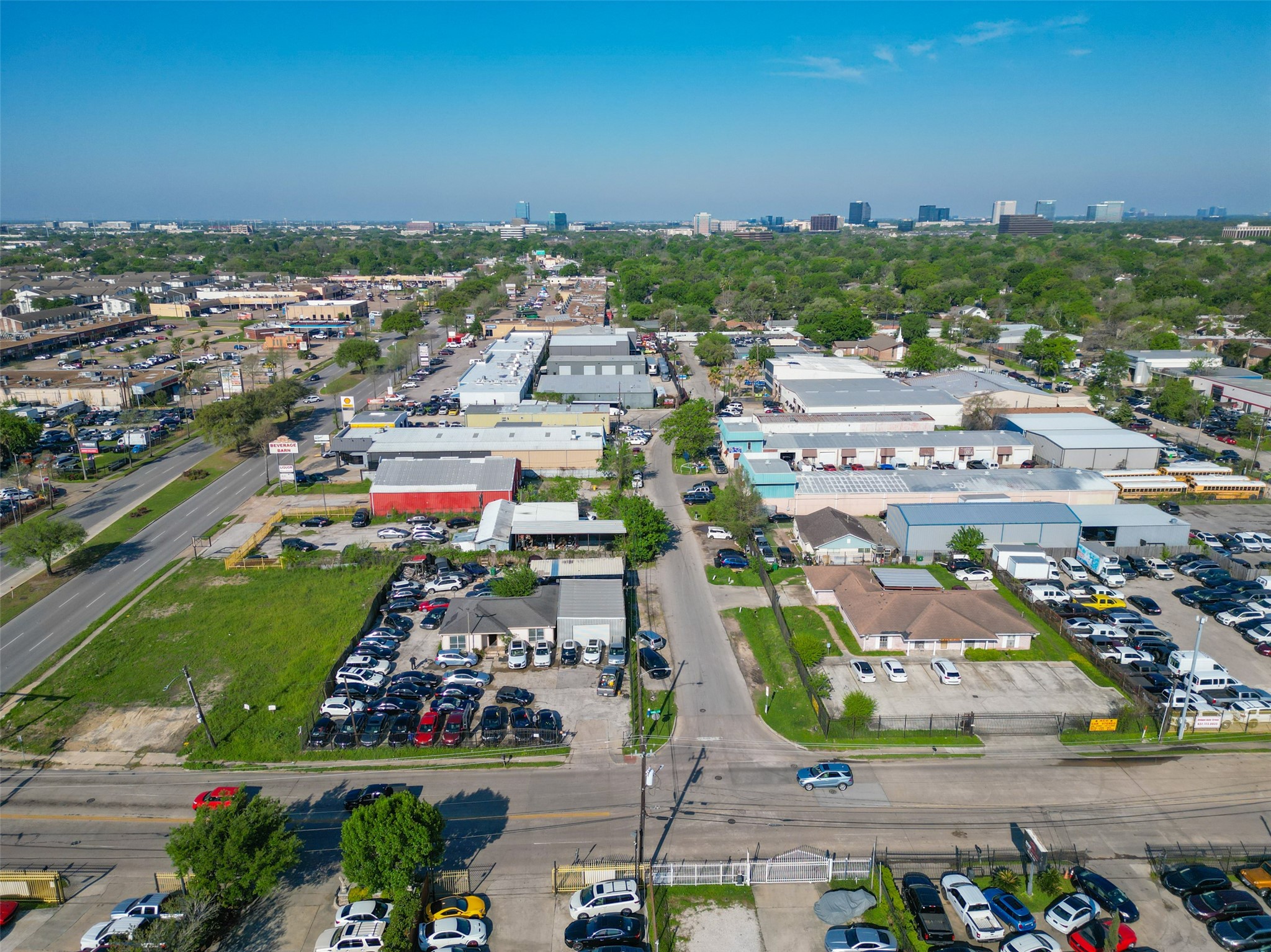3222 Jarvis Street Houston, TX 77063 - Photo 23 of 31 an aerial view of a city