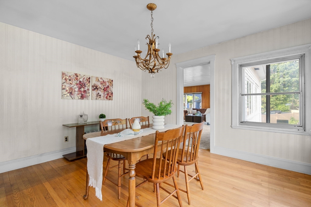 462 Appleton Street Arlington, MA 02476 - Photo 9 of 37