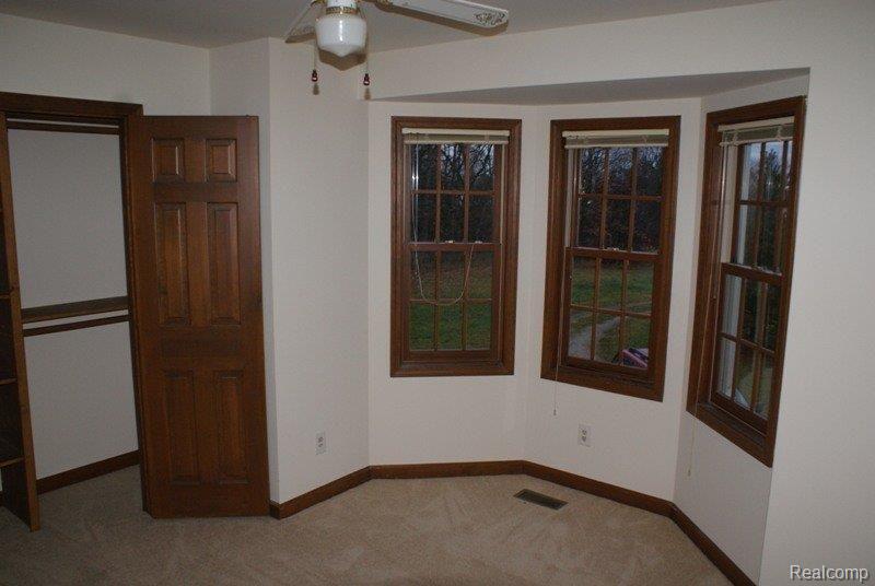 5255 Sullivan Road Lapeer, MI 48446 - Photo 20 of 24 DSC05707