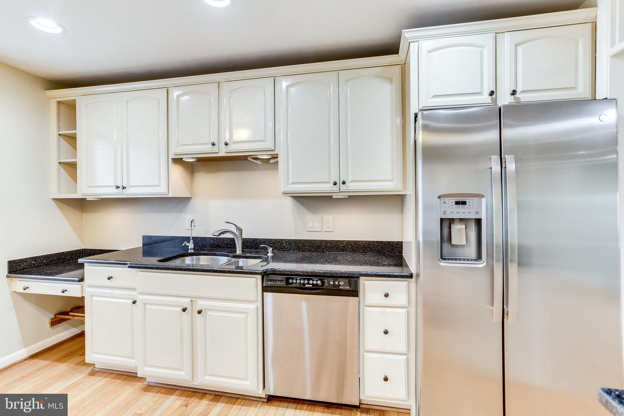 5237 King Charles Way, Unit 12 Bethesda, MD 20814 - Photo 11 of 29