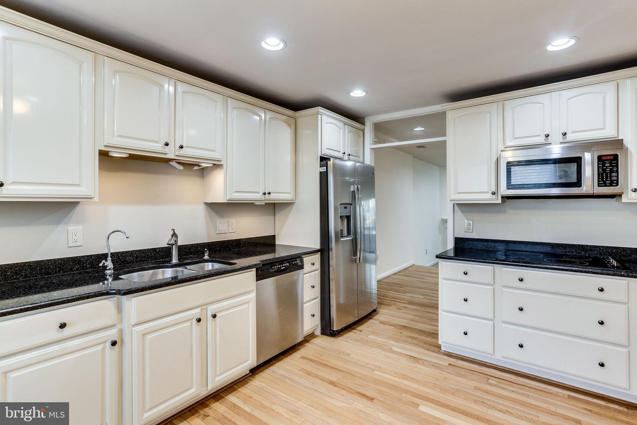 5237 King Charles Way, Unit 12 Bethesda, MD 20814 - Photo 12 of 29