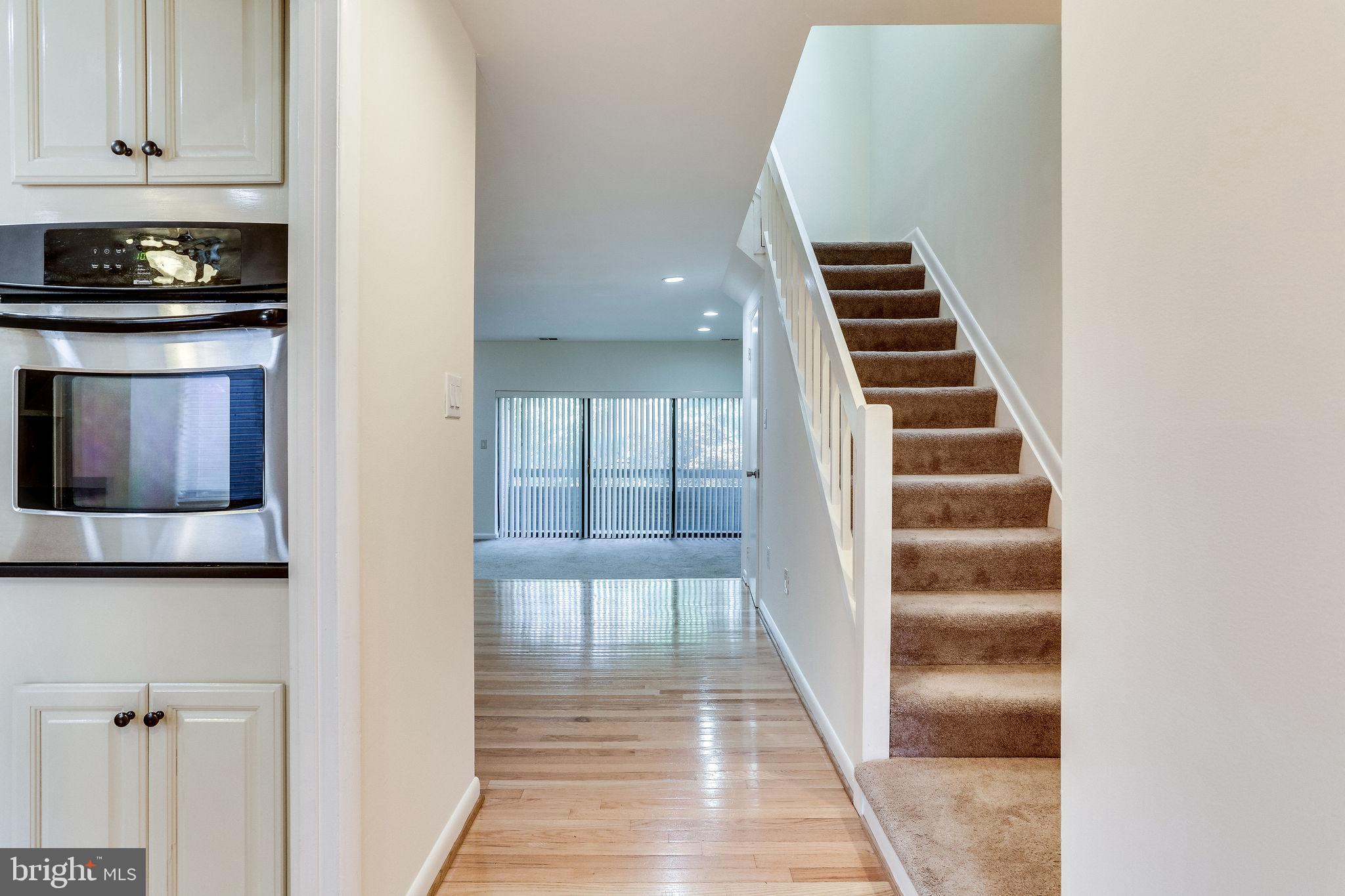 5237 King Charles Way, Unit 12 Bethesda, MD 20814 - Photo 5 of 29