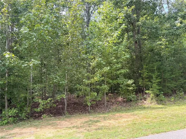 $22,000 | 135 Glenrobin Drive, Eden, NC 27288