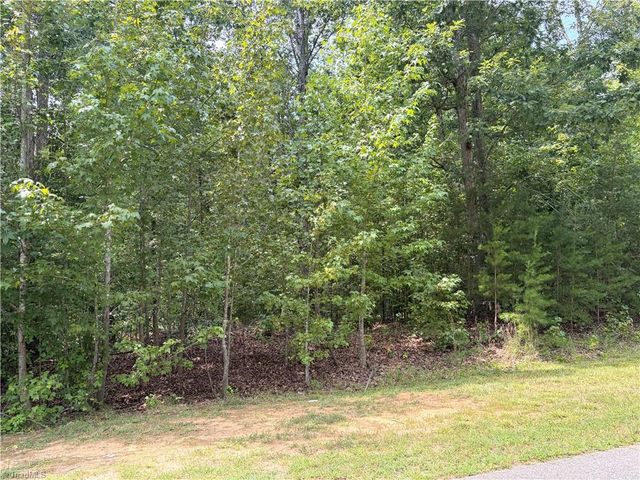 $22,000 | 135 Glenrobin Drive, Eden, NC 27288