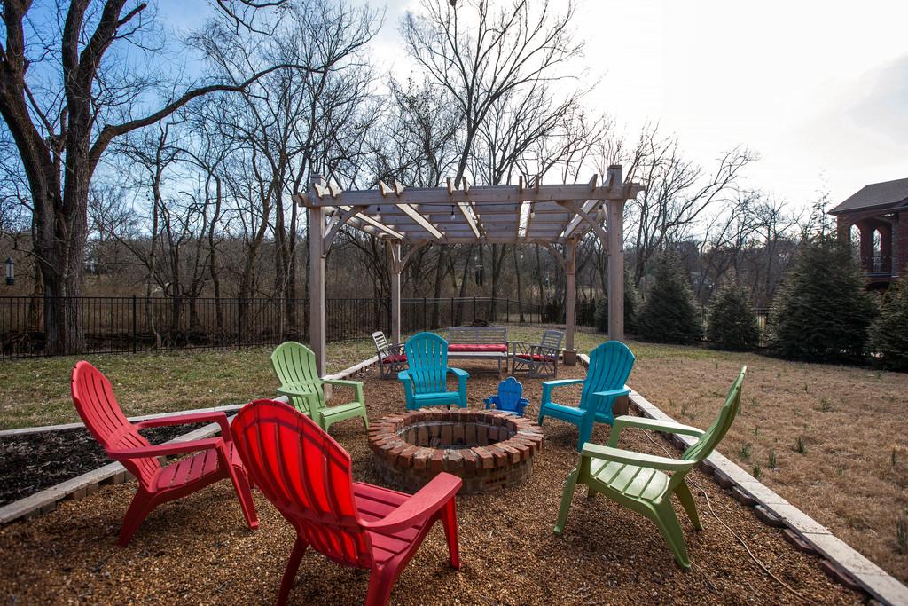 4065 Clovercroft Road Franklin, TN 37067 - Photo 3 of 30 a view of outdoor sitting area with furniture and wooden floor