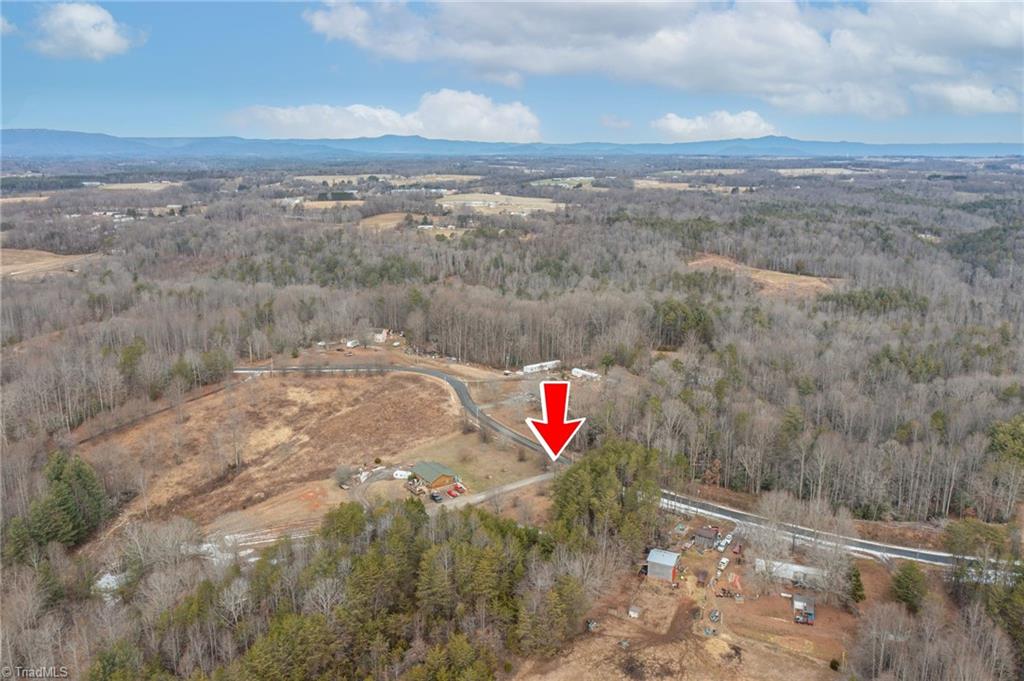 318 Wayne Marshall Road Elkin, NC 28621 - Photo 5 of 8