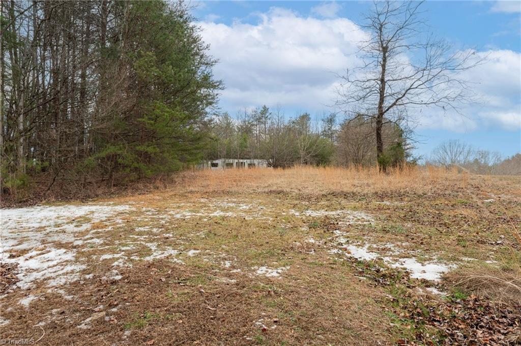 318 Wayne Marshall Road Elkin, NC 28621 - Photo 7 of 8