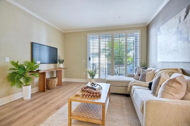 $4,000 | 9263 Regents Road, Unit B106, La Jolla, CA 92037