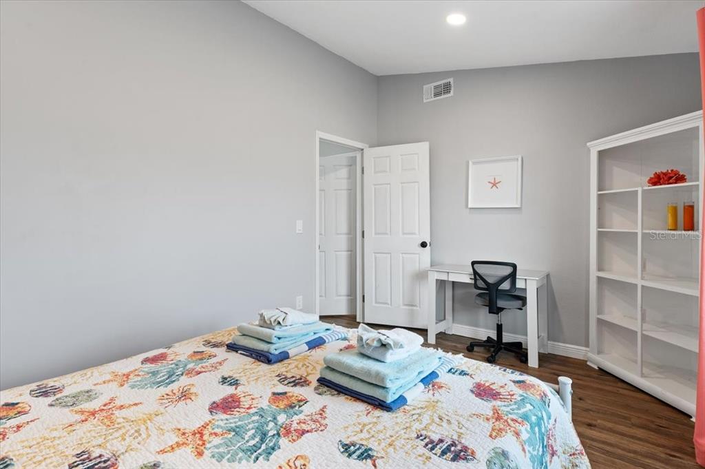 3041 Nocturne Road Venice, FL 34293 - Photo 32 of 54