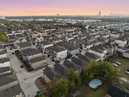 $350,000 | 8663 Cedardale Park Drive, Houston, TX 77063