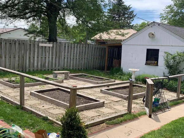 $230,000 | 219 North Marshall Street, Bremen, IN 46506