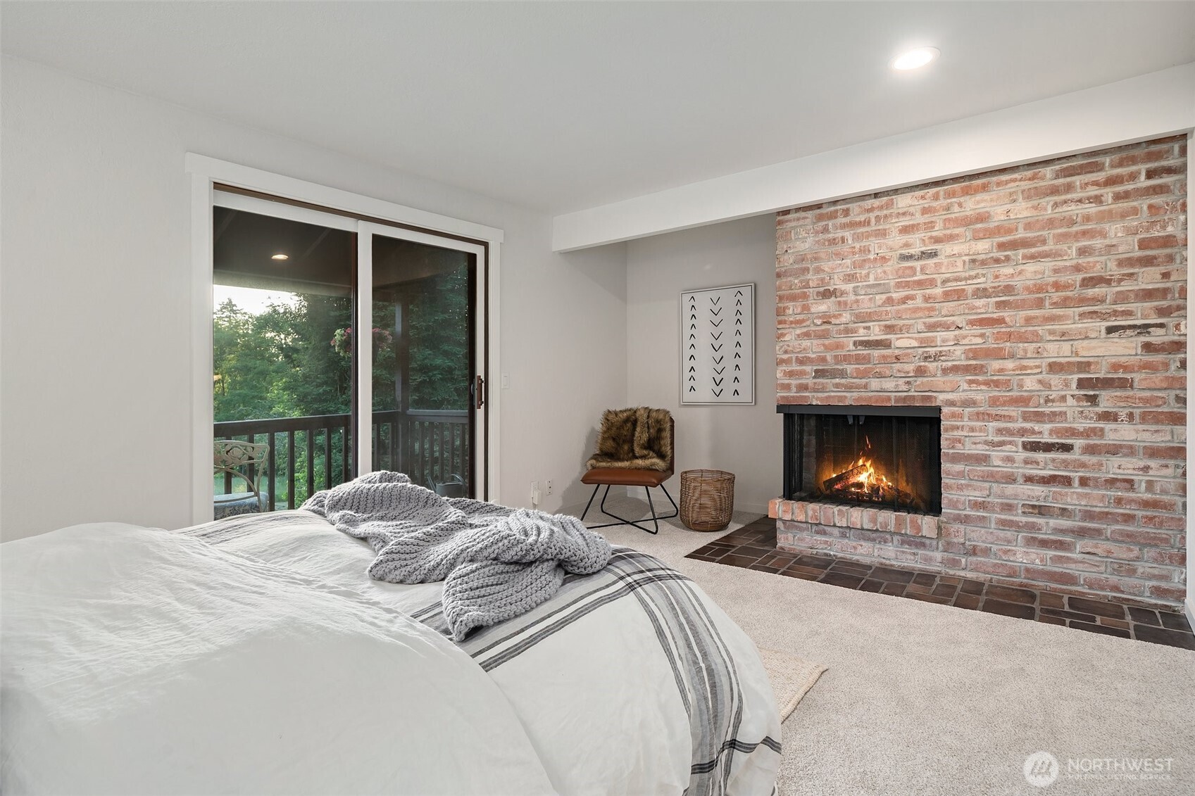 14855 Phelps Road Northeast Bainbridge Island, WA 98110 - Photo 27 of 40