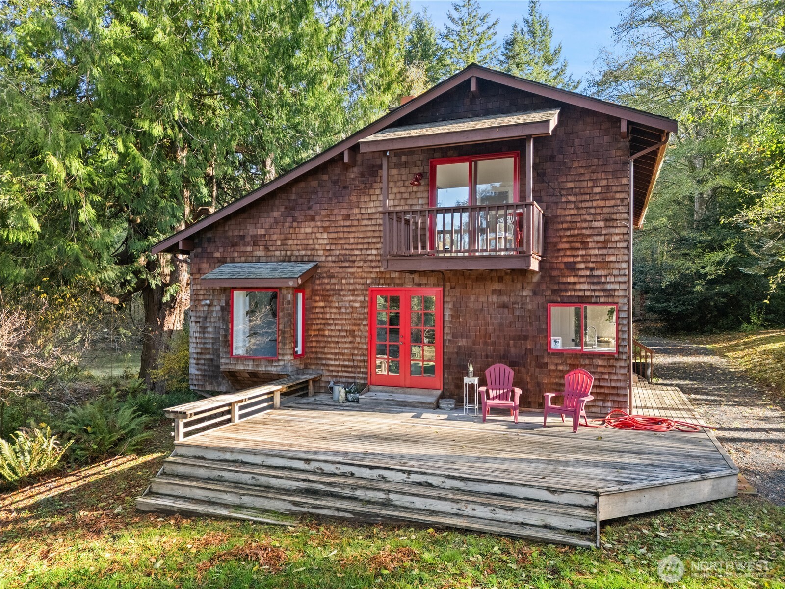 14855 Phelps Road Northeast Bainbridge Island, WA 98110 - Photo 3 of 40