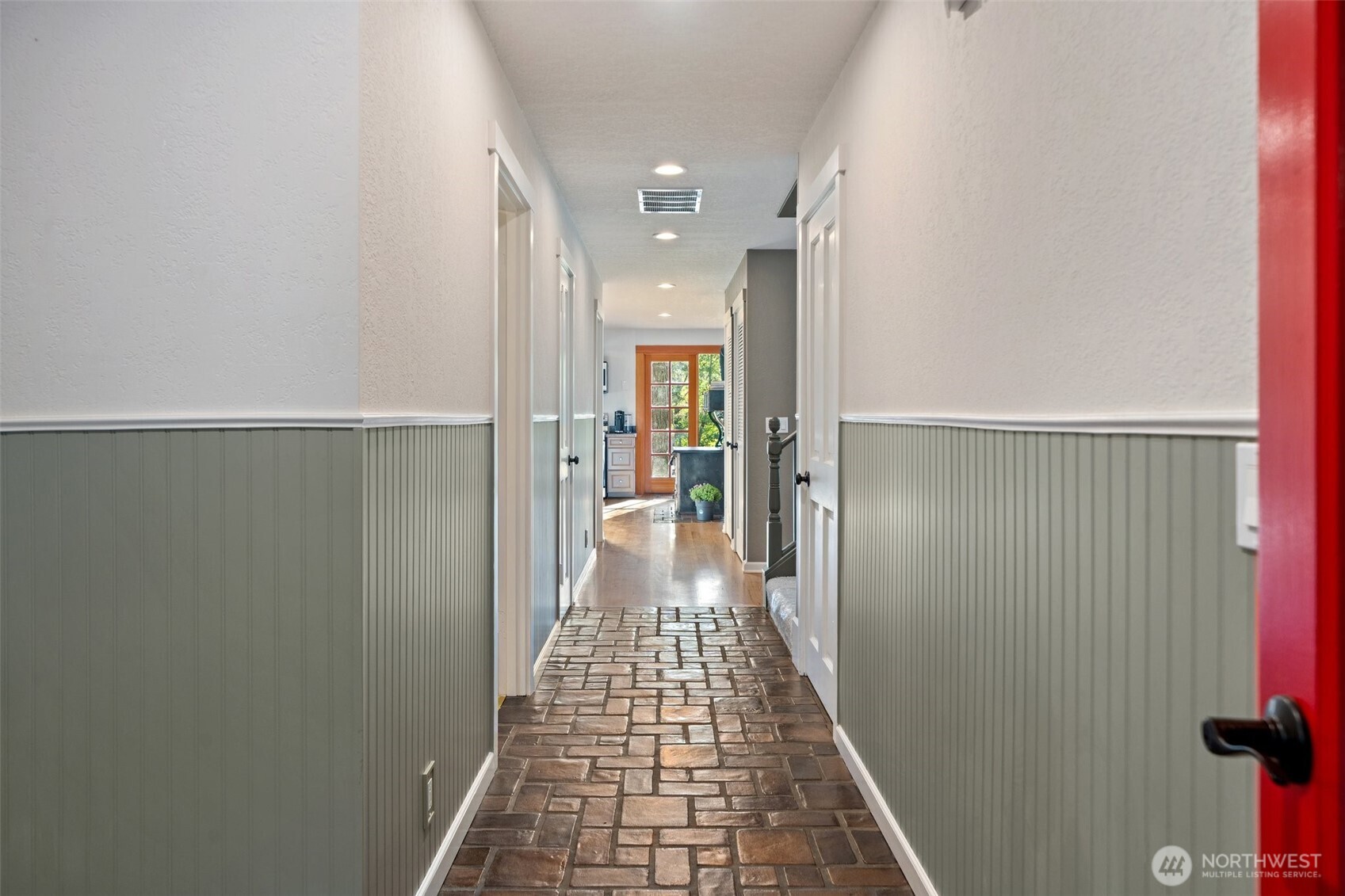 14855 Phelps Road Northeast Bainbridge Island, WA 98110 - Photo 6 of 40