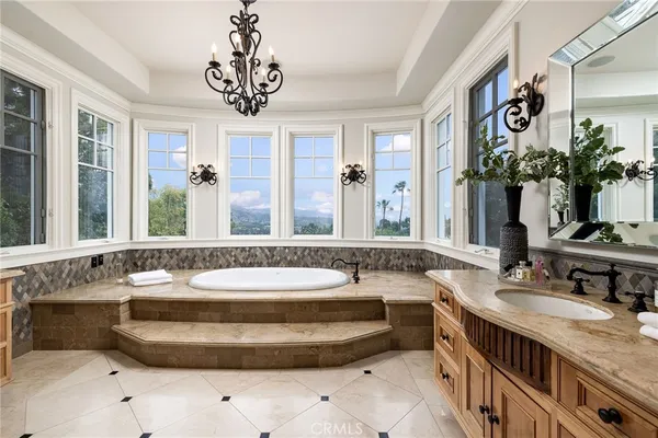 $6,995,000 | 11262 Skyline Drive, North Tustin, CA 92705