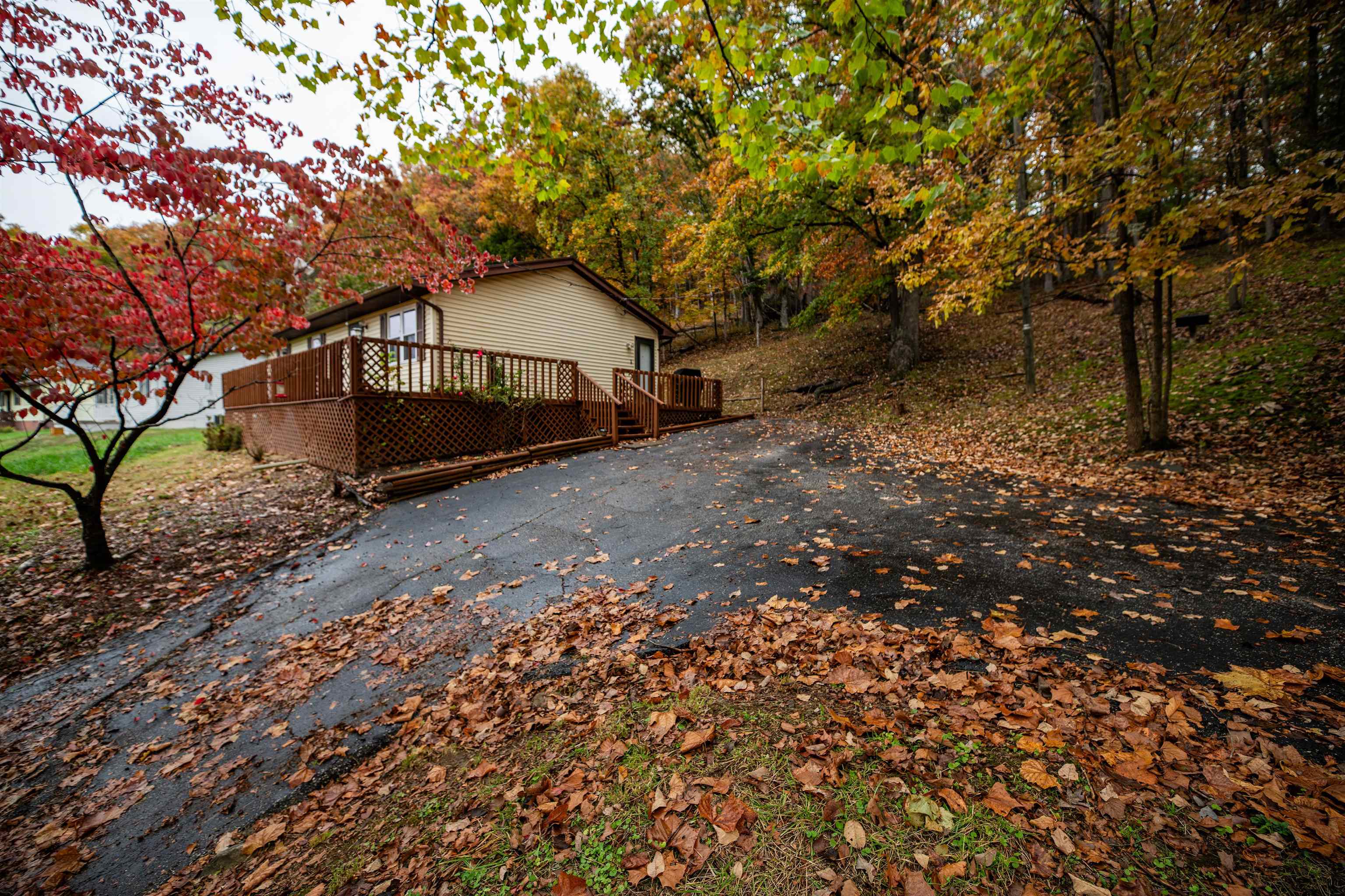 3032 Wilson Road Barboursville, WV 25504 - Photo 4 of 14 Gallery Image 4