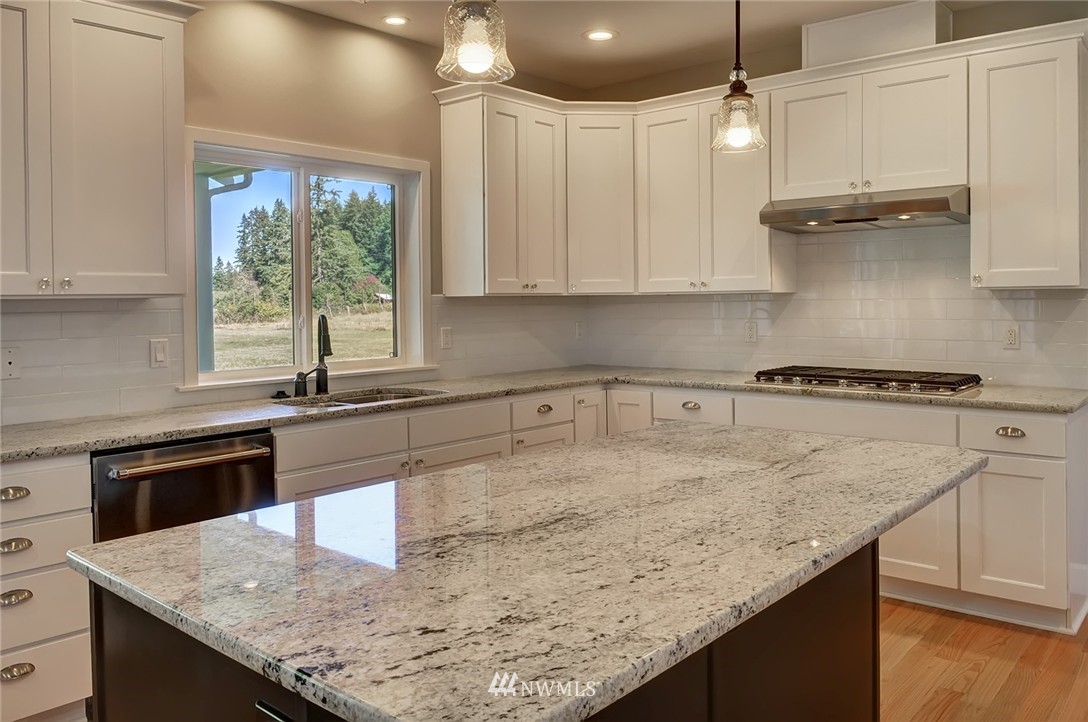 2746 Northwest Rude Road Poulsbo, WA 98370 - Photo 8 of 25 Gallery Image 8