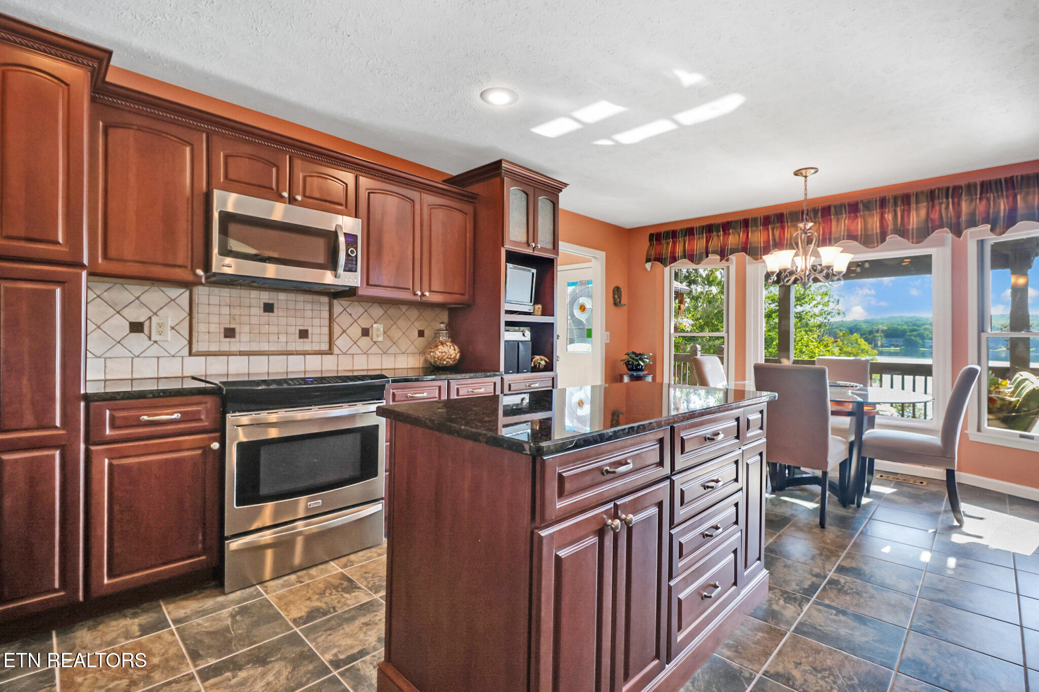 16 Victoria Way Fairfield Glade, TN 38558 - Photo 18 of 60 Kitchen