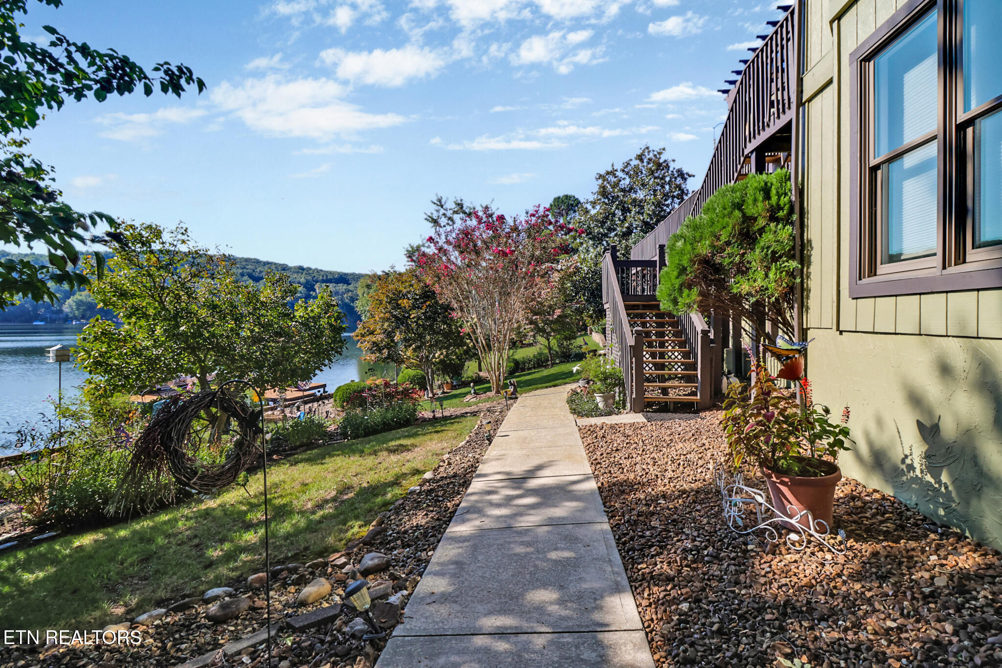 16 Victoria Way Fairfield Glade, TN 38558 - Photo 51 of 60 Walkway in back