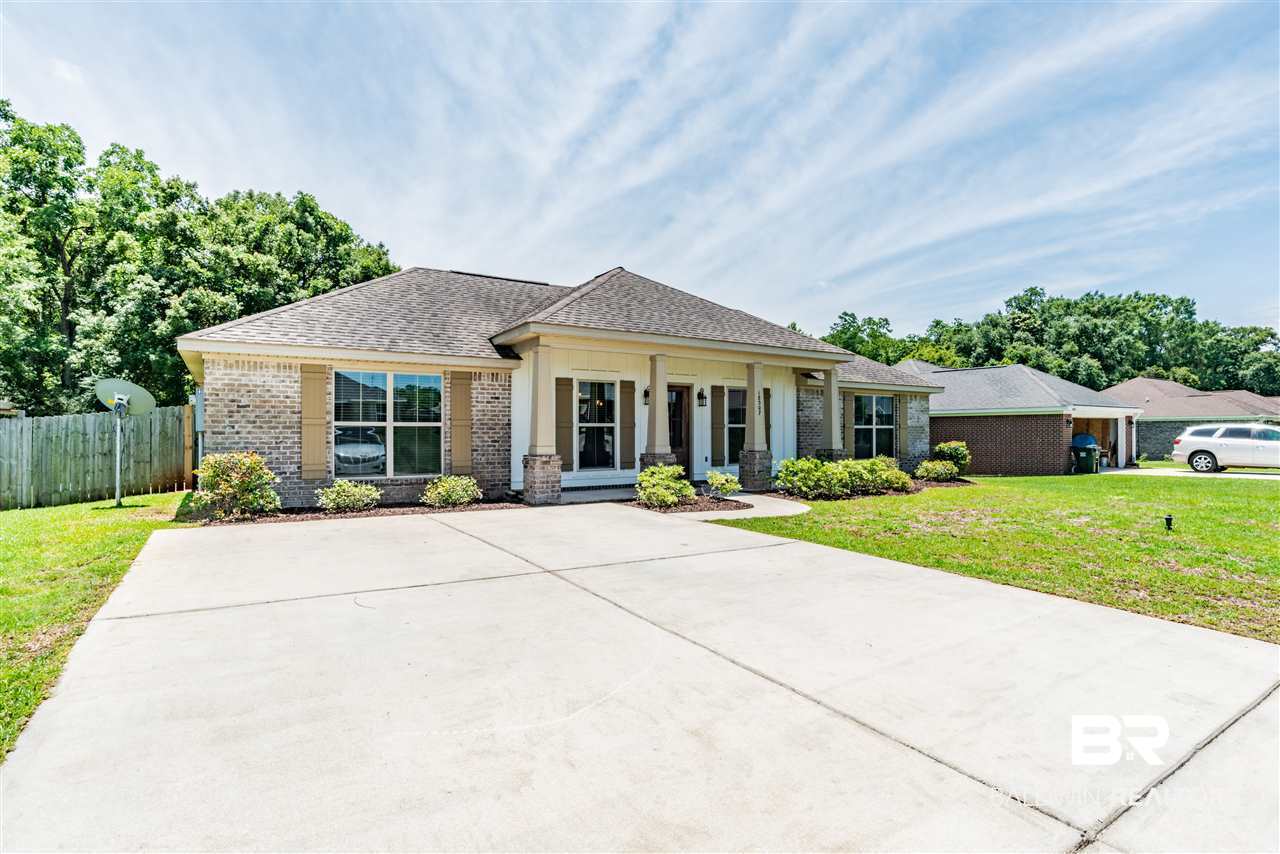 18307 Outlook Drive Loxley, AL 36551 - Photo 5 of 30