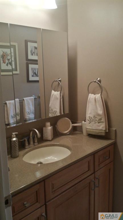 75 Canterbury Road East Brunswick, NJ 08816 - Photo 12 of 19 Gallery Image 12