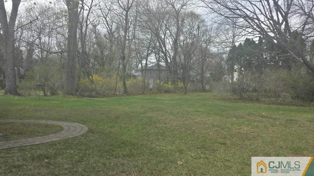 75 Canterbury Road East Brunswick, NJ 08816 - Photo 19 of 19 Gallery Image 19