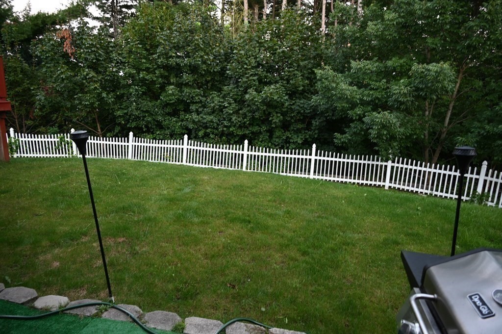 6 Shawnee Road Worcester, MA 01606 - Photo 38 of 39 a view of a backyard with a garden