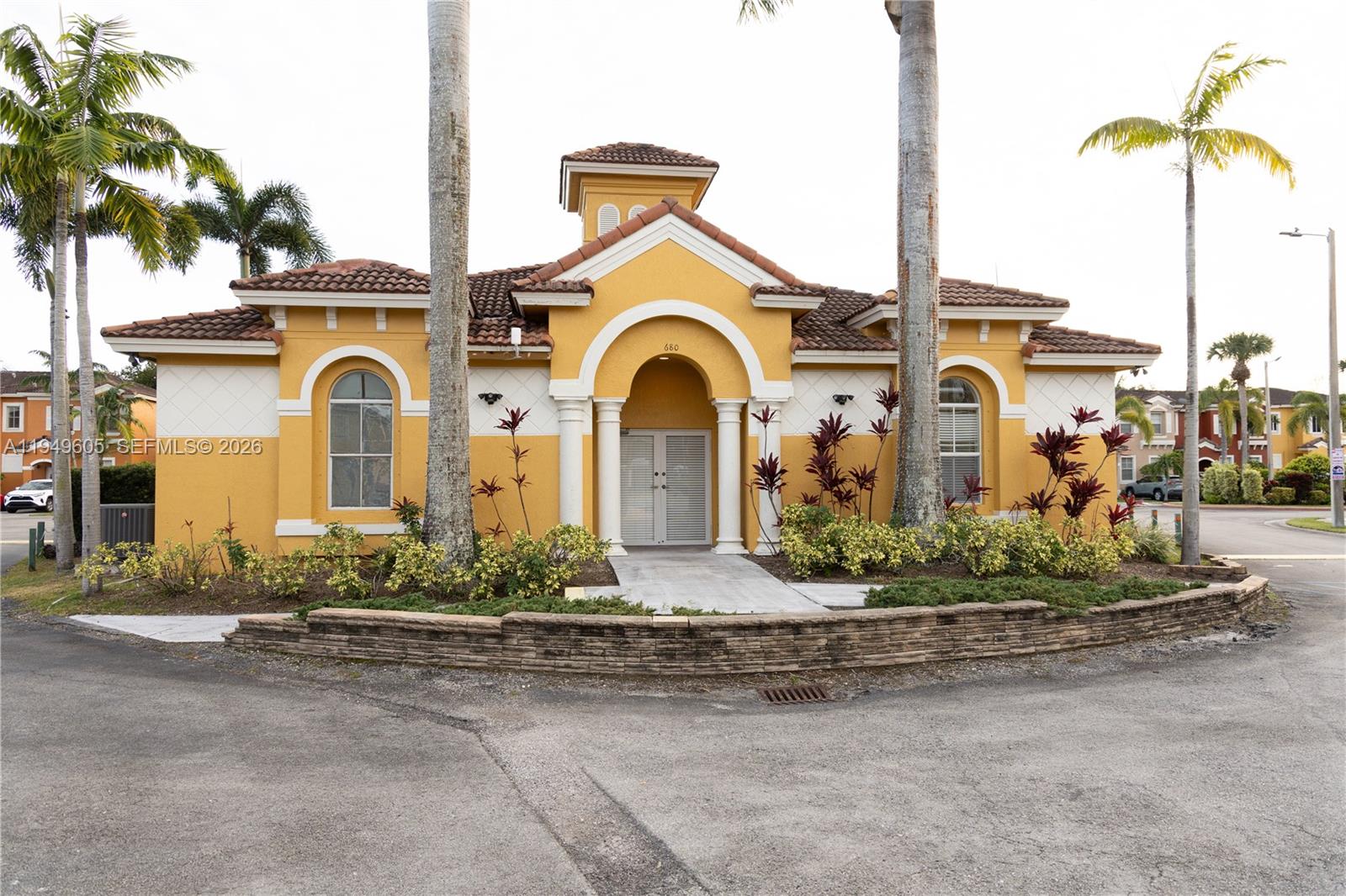 761 Southeast 2nd Street Homestead, FL 33030 - Photo 15 of 17 a front view of a house with garden