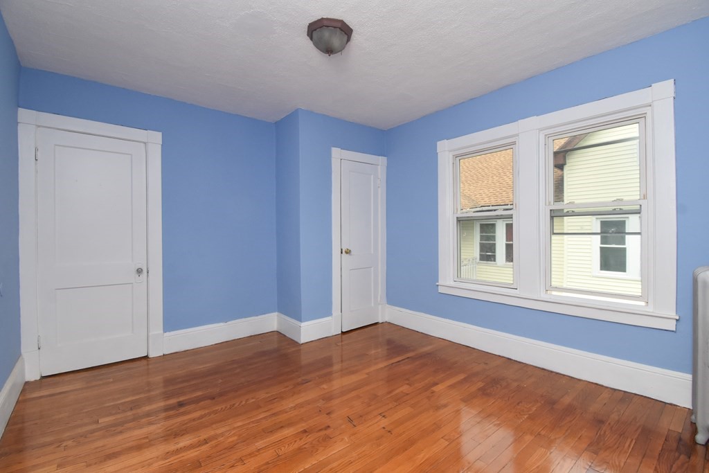 42-44 Shawmut Street Springfield, MA 01108 - Photo 5 of 18 Gallery Image 5