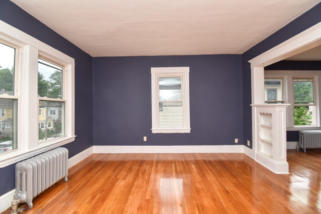 42-44 Shawmut Street Springfield, MA 01108 - Photo 7 of 18 Gallery Image 7