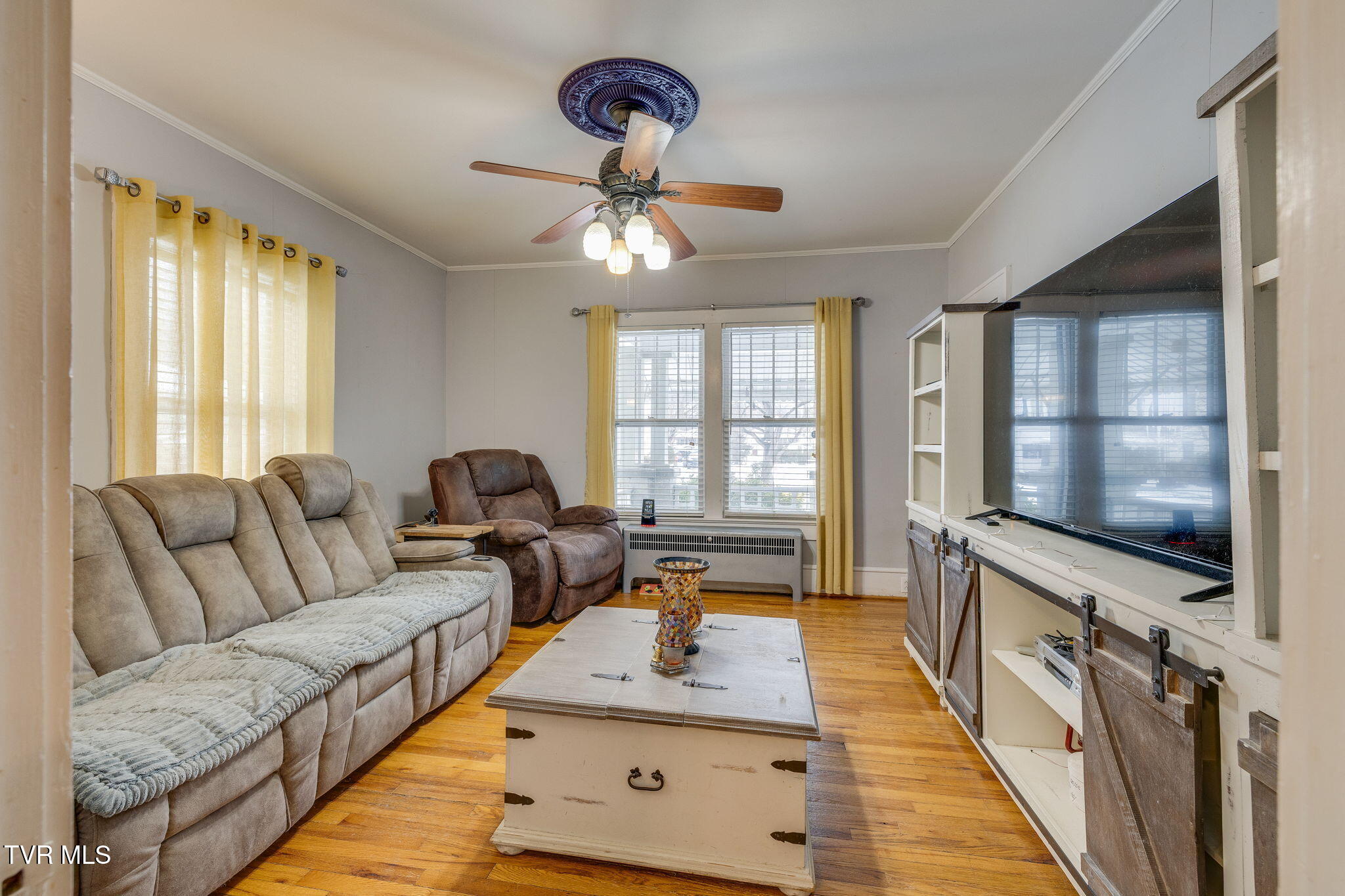 222 2nd Street Erwin, TN 37650 - Photo 11 of 35 011