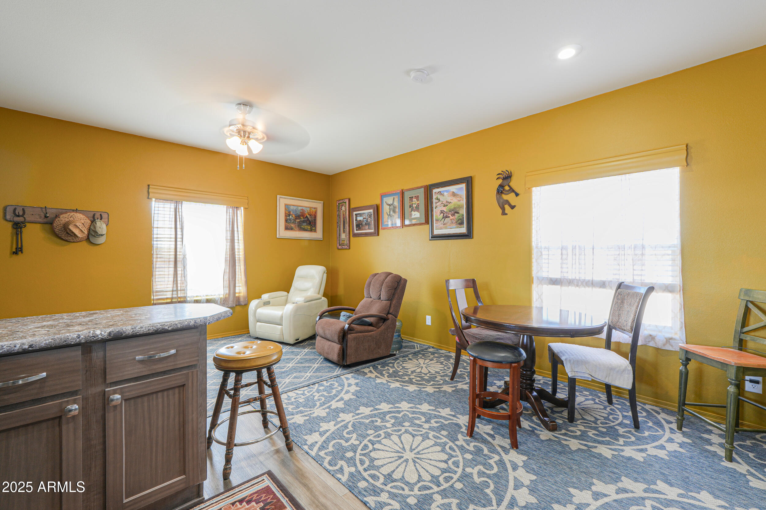 52998 West Badger Road Maricopa, AZ 85139 - Photo 11 of 51 09
