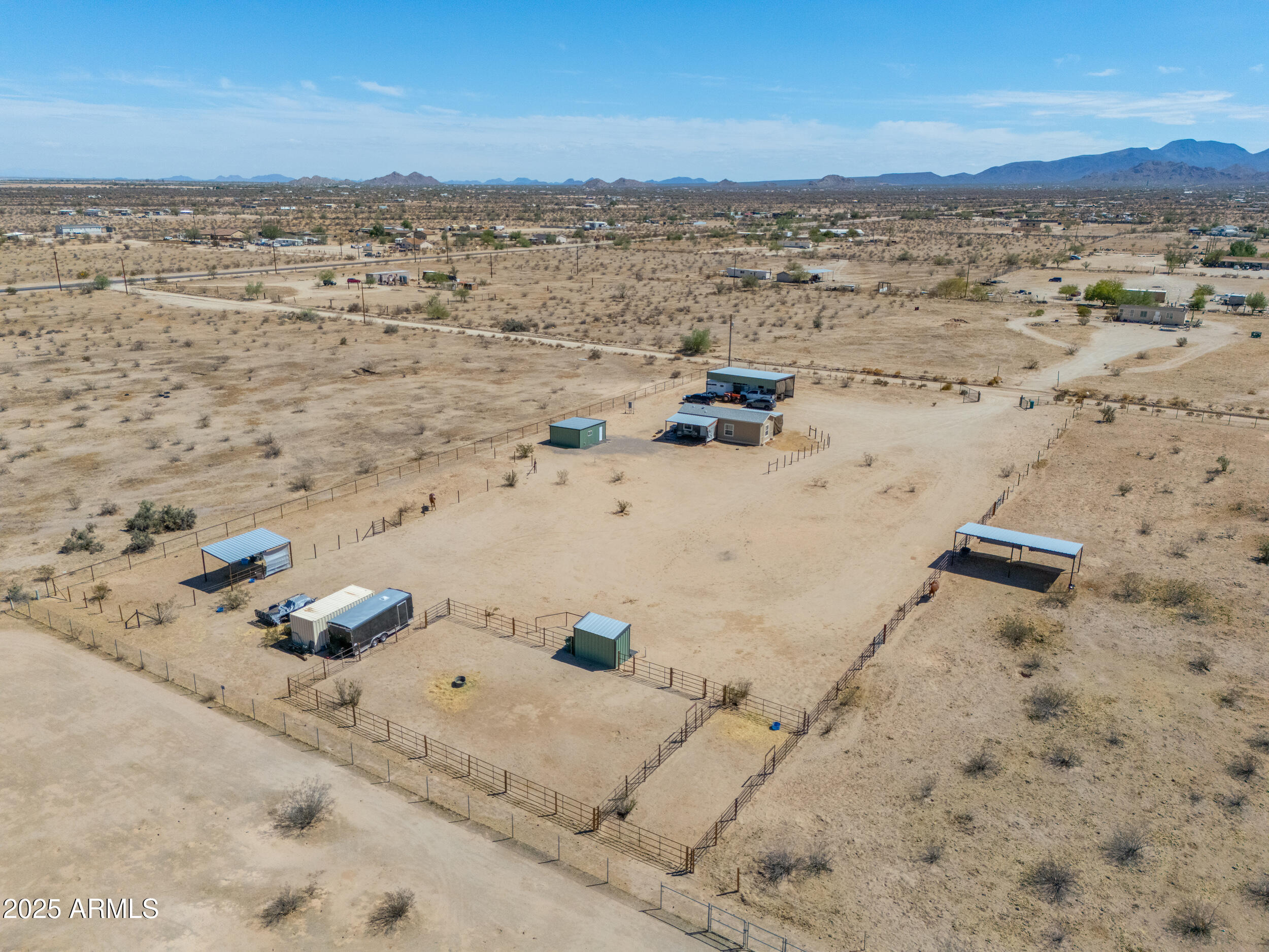 52998 West Badger Road Maricopa, AZ 85139 - Photo 40 of 51 42