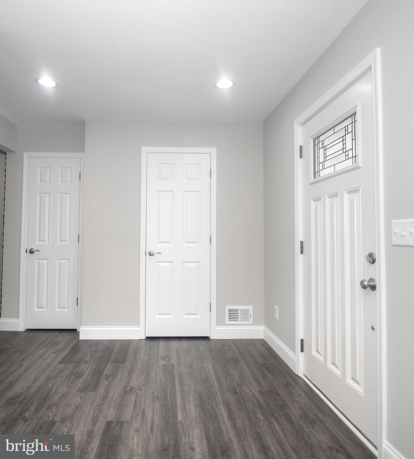 7244 Gunpowder Road Baltimore, MD 21220 - Photo 12 of 36 Foyer