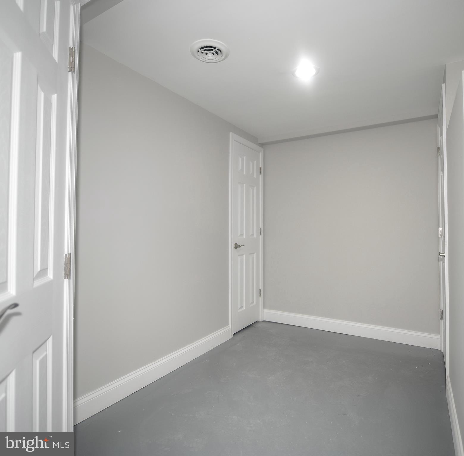 7244 Gunpowder Road Baltimore, MD 21220 - Photo 35 of 36 Laundry room
