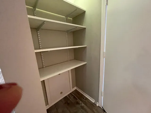 $2,450 | 3915 Granite Court, Aurora, IL 60504