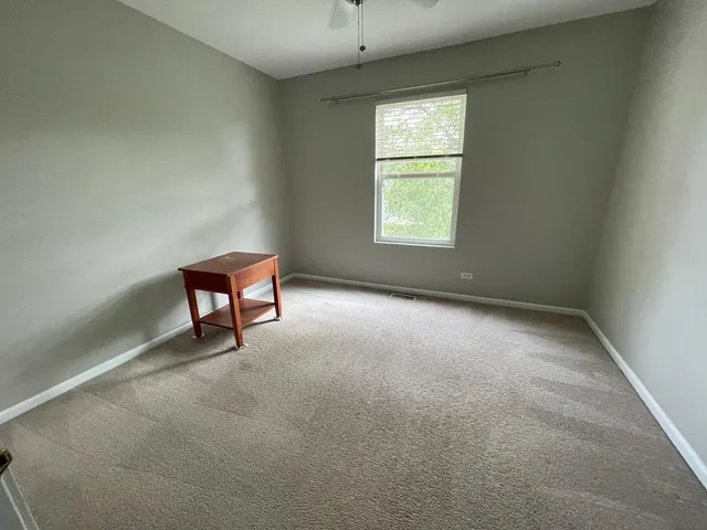 $2,450 | 3915 Granite Court, Aurora, IL 60504