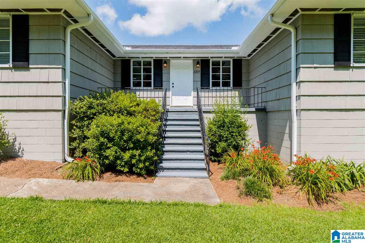 2209 Farley Road Birmingham, AL 35226 - Photo 3 of 35