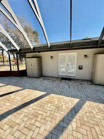 a view of an outdoor space