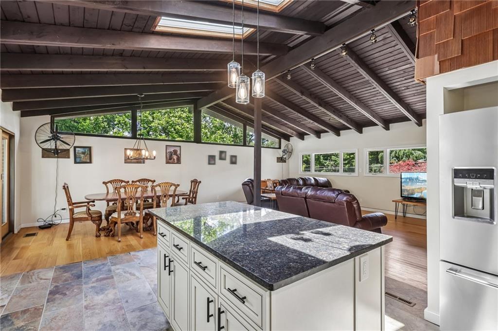 2772 Clearview Road Allison Park, PA 15101 - Photo 15 of 43 a view of a patio with table and chairs