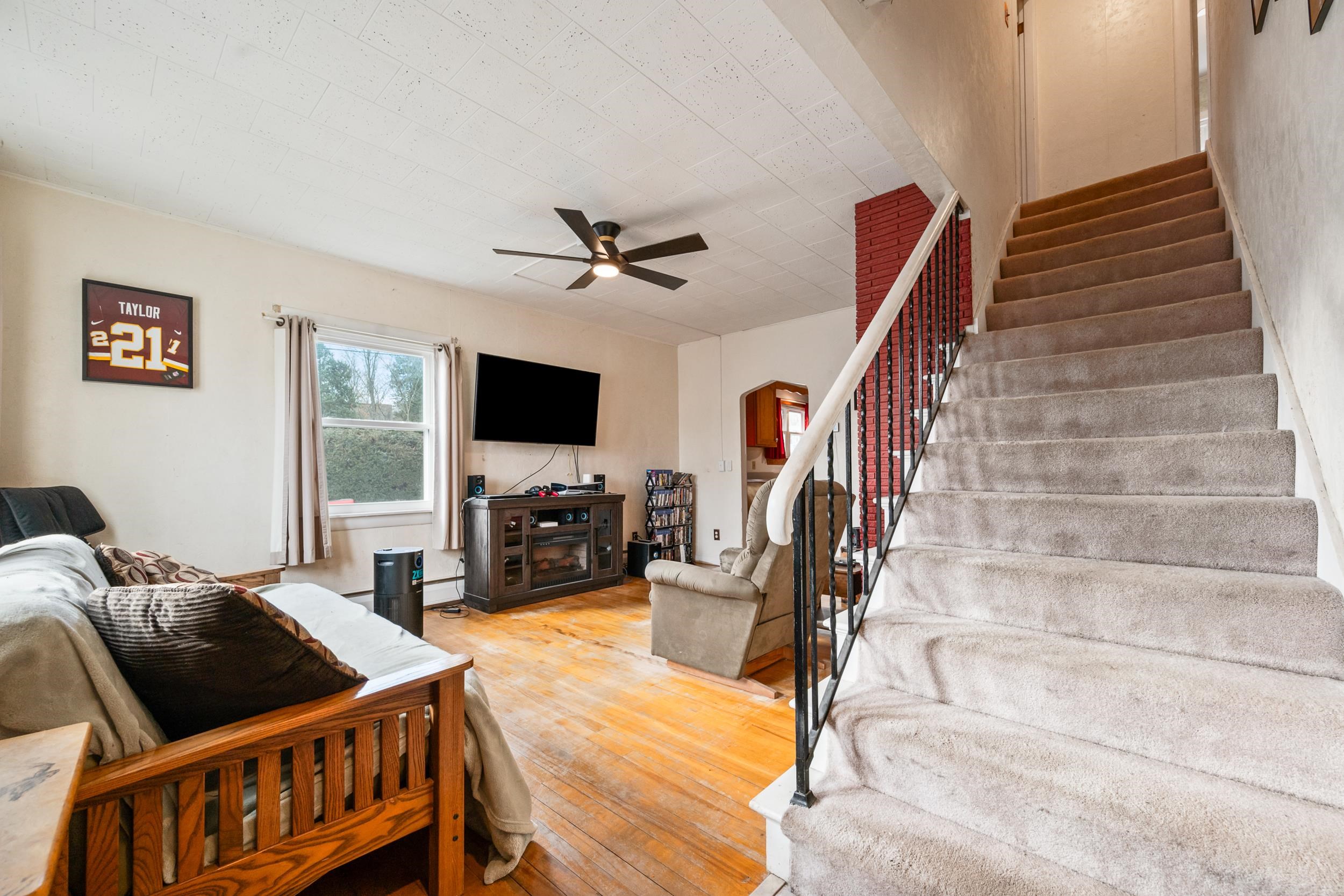 191 Sweden Street Berlin, NH 03570 - Photo 9 of 25